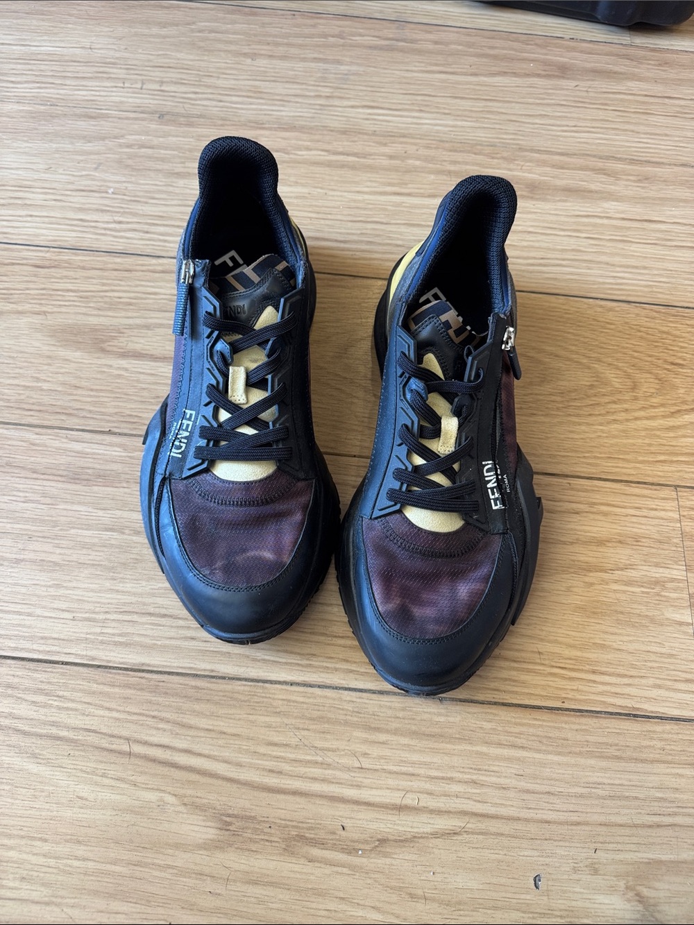 Fendi Men's Black Burgundy and Yellow Zip-Detail Sneakers